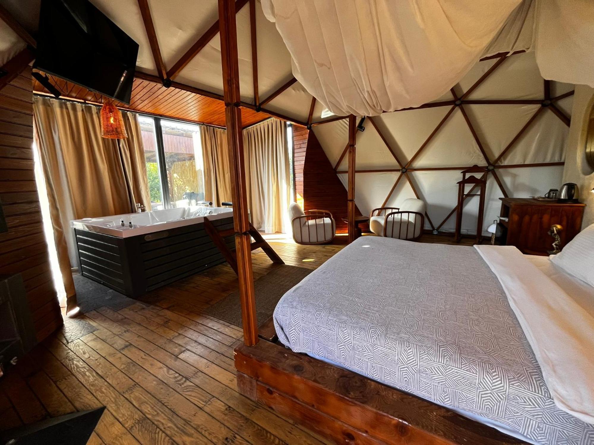 Отель Mandalin Glamping Сельчук Экстерьер фото